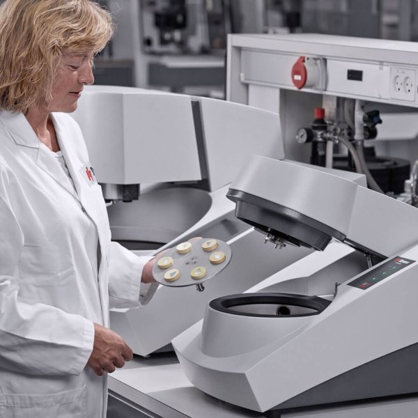 FEATURED - Struers - Lavamin - WEB